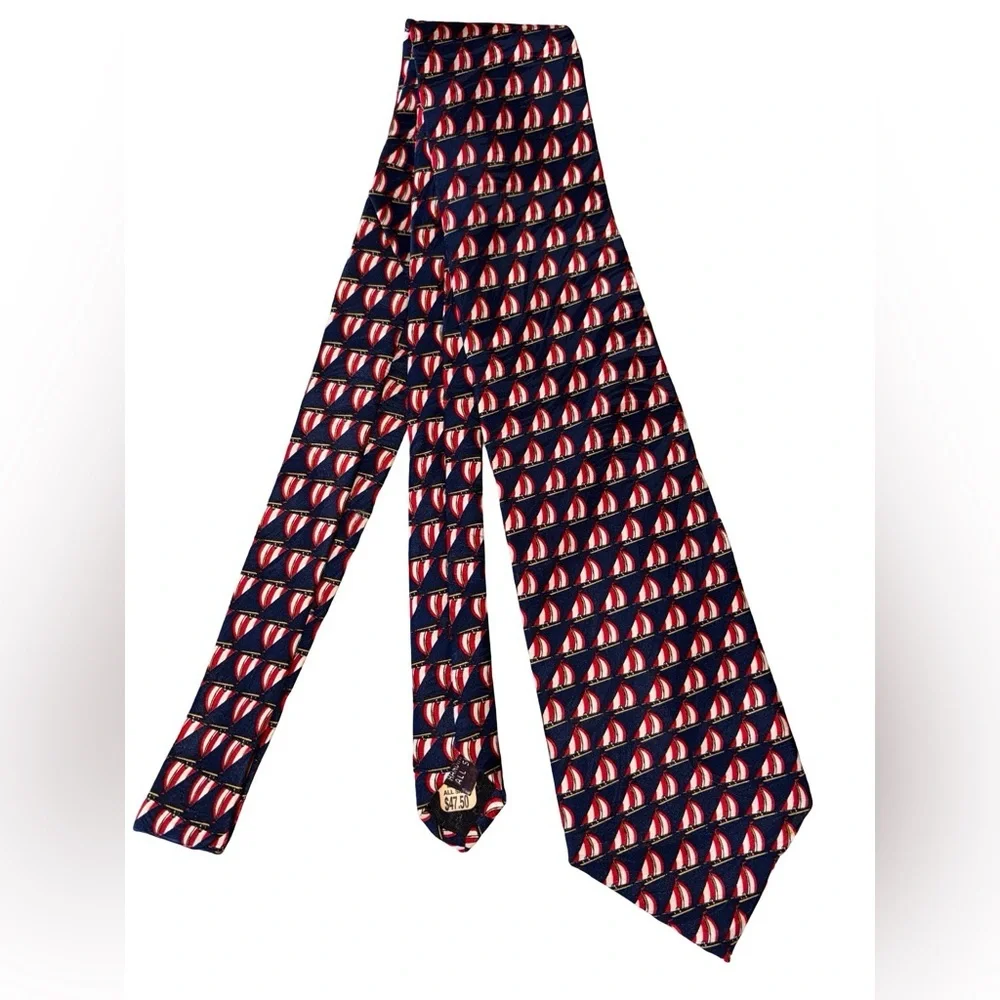Silk Museum Artifacts Men’s Tie Navy Red Sailboat Print Nautical NWT